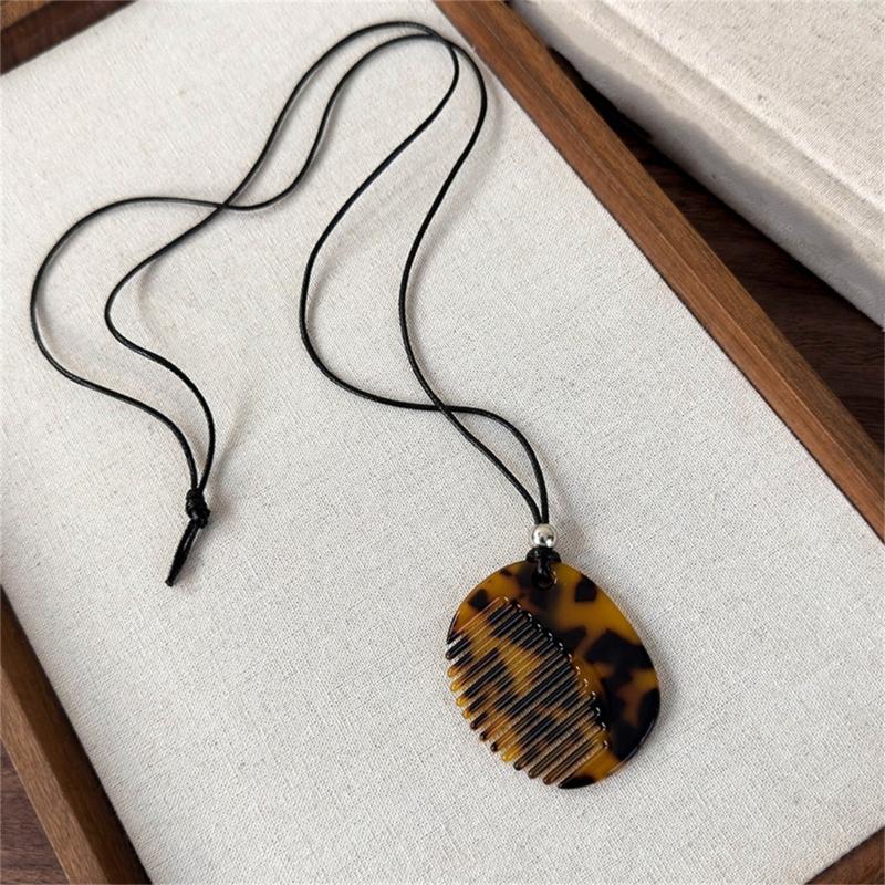 Fashionable Comb Pendant Necklace Unique Comb Shaped Necklace in Long Rope Elegant Neck Jewelry For Stylish Women