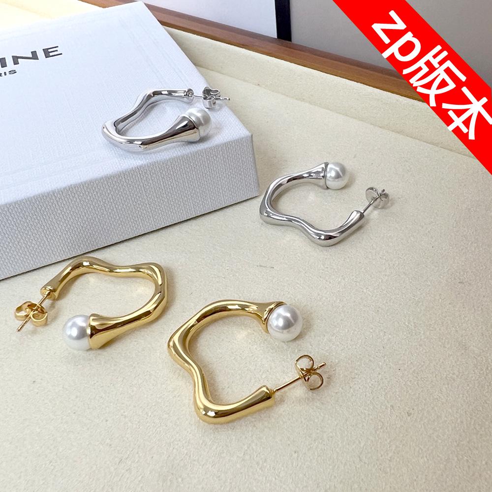 

Xiaohongshu Curve Pearl Earrings: High-end Gold Finish, Vintage Minimalist Studs золотой