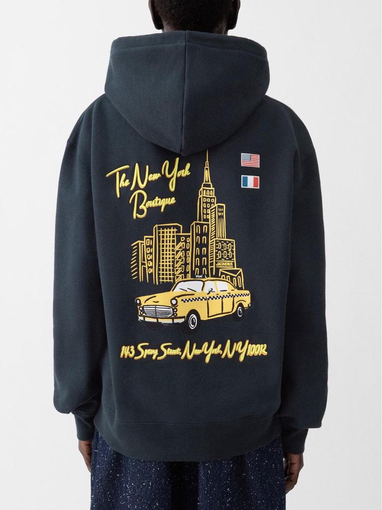 Trendy Women's Long Sleeve Hooded Sweatshirt with Pocket - Unisex, American Style by Jacquemus.