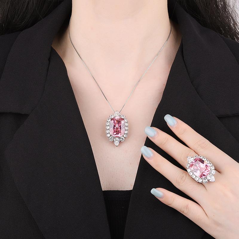 Jewelry Copper Bottom Gold-Plated Simulation Pink Diamond Temperament Light Luxury Pendant Ring Set Female Fat Square Owner 15 * 20
