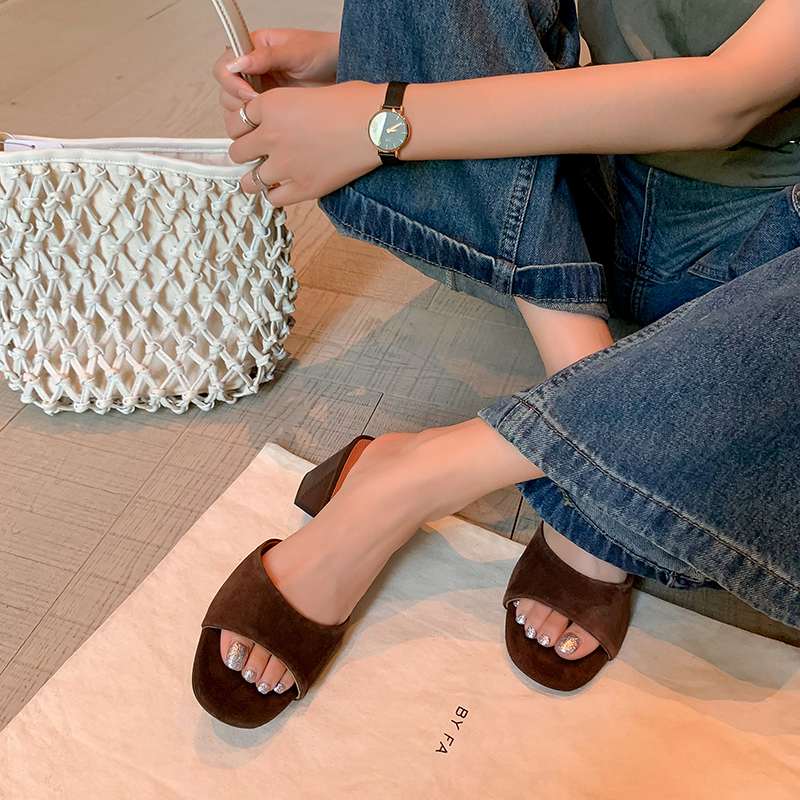 Krazing Pot Zamszowe pantofle letnie rozmiar 40 Klapki na zewnątrz Grube wysokie obcasy Damskie sandały z odkrytymi palcami