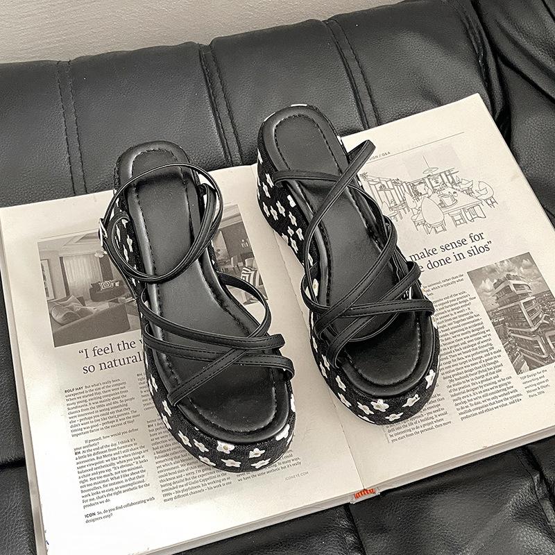 Platform Slippers 2025 Summer New European and American 2025 Black Woven Hemp Rope Fashion Women's Wedge Slippers