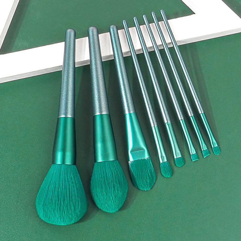 

Popular 8-Piece Emerald Makeup Brush Set for Powder, Eyeshadow, Brows, and Concealer изумрудный