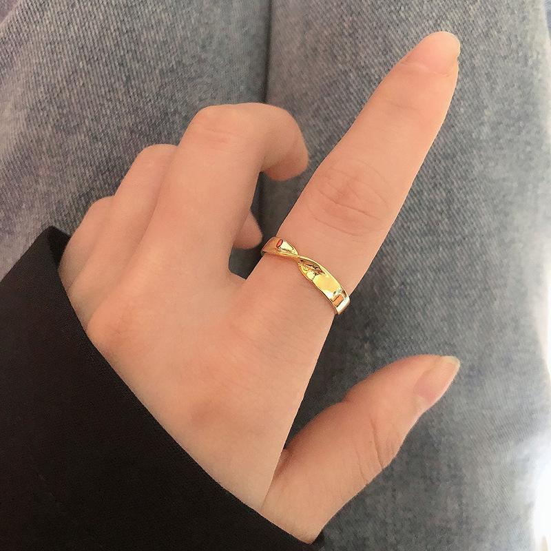 Minimalist Geometric Twisted Open Ring For Women Niche Design Cool Simple Fashion Personality Band