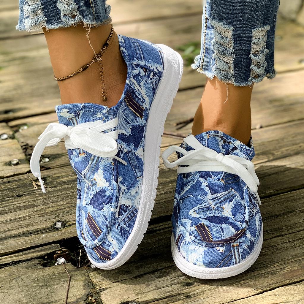 Fashion Plus Size Women Canvas Casual Shoes Outdoor Lightweight Women Sneakers Autumn Style Flat Bottom Comfortable Sneakers Women