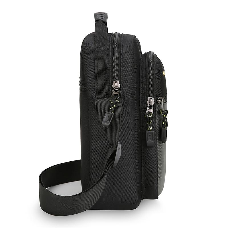 Men's Shoulder Bag Casual Men's Bag Waterproof Outdoor Multi-Functional Crossbody Bag