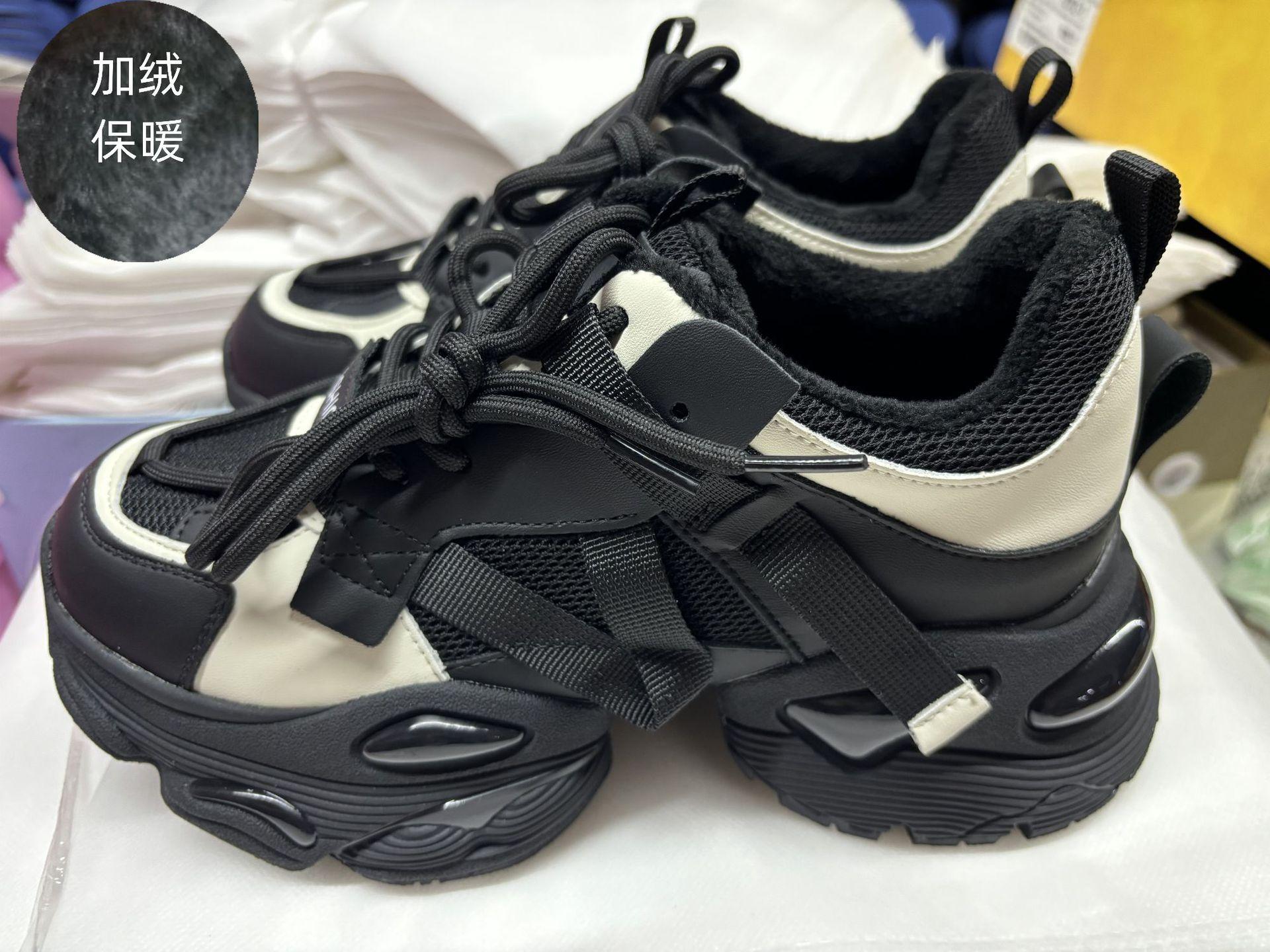 

Leather platform dad shoes 2025 autumn and winter sports and leisure shoes small versatile height increase velvet women s shoes spring 40