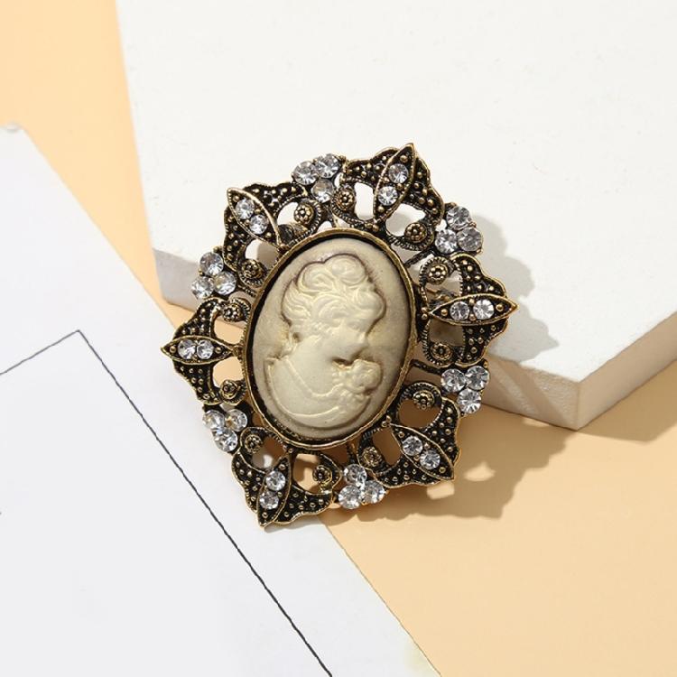 Classical Cameo Portrait Brooch Retro Filigree Design With Sturdy Alloy Women's Clothing Accessory For Gift Giving