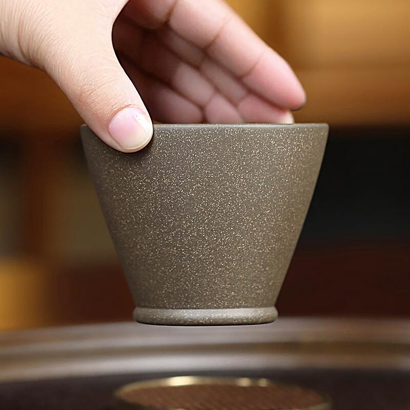 Bainianliyong Yixing Purple Clay Master Cup, Pure Handmade, Original Ore Blue Section Mud Hopper Cup, Kung Fu Tea Accessories, Personal Brewing Cup