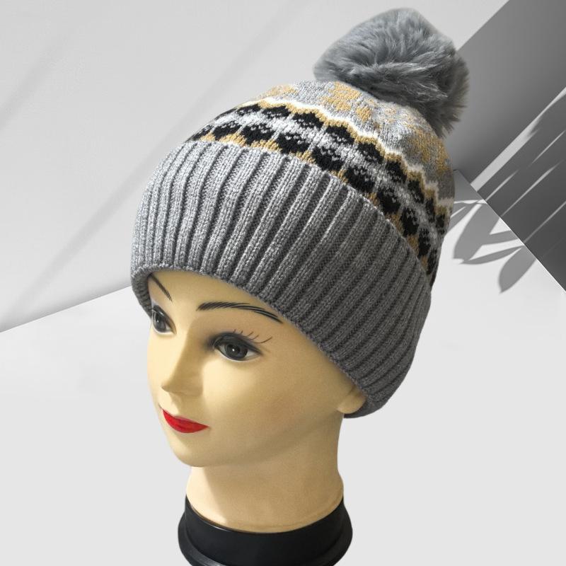 Winter Cashmere Woolen Hat for Women Fashionable and Versatile Warm and Cold Proof Wool Ball Knitted Hat Plus Velvet Thickened Cold Hat