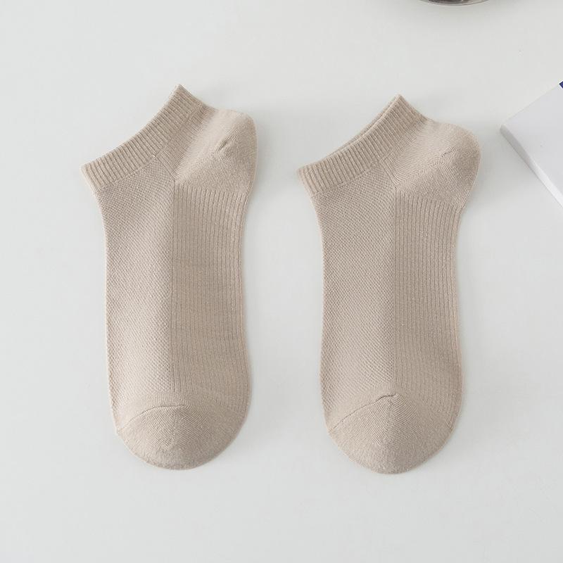 Men's Breathable Ankle Socks - Summer Style Low-Cut, Sweat-Absorbent, Solid Color for Spring/Autumn In Black