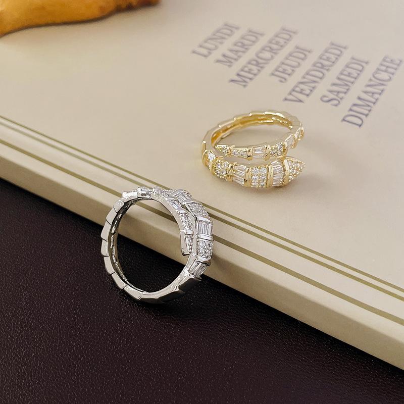 2025 New in Snake Bone Open Ring for Women Shiny Cubic Zirconia Copper Rings Couple Funny Party Jewelry Gifts