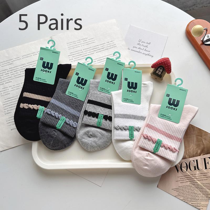 5 Paar reine Baumwollsocken für Damen Herbst und Winter Mid-Calf Cartoon Polka Dot Welpe Schweißabsorbierend und Antibakteriell Baumwolle Nahtlose Socken