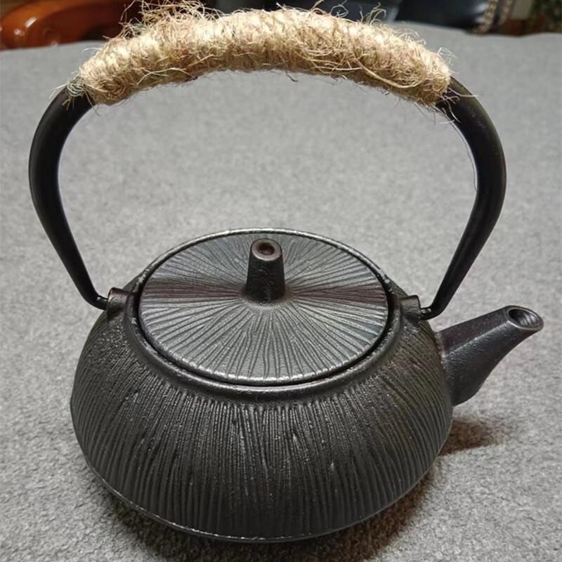 Tai Xi Ge Cast Iron Teapot - Double Fish Tree Bark Pattern