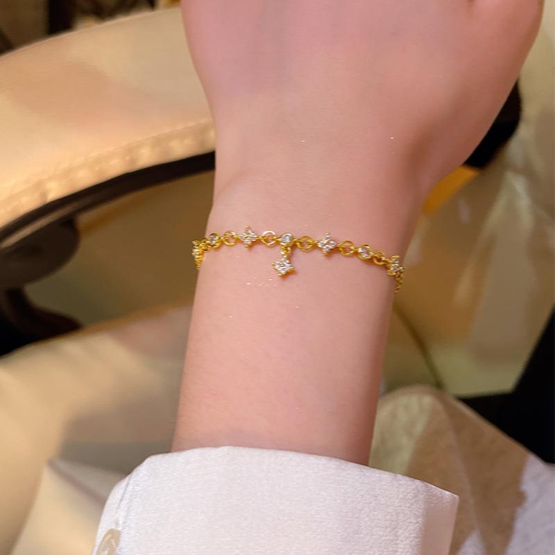 Korean Retro Pearl Titanium Steel Women's Bracelet - High-End Ins Style Beaded Bangle for Couples