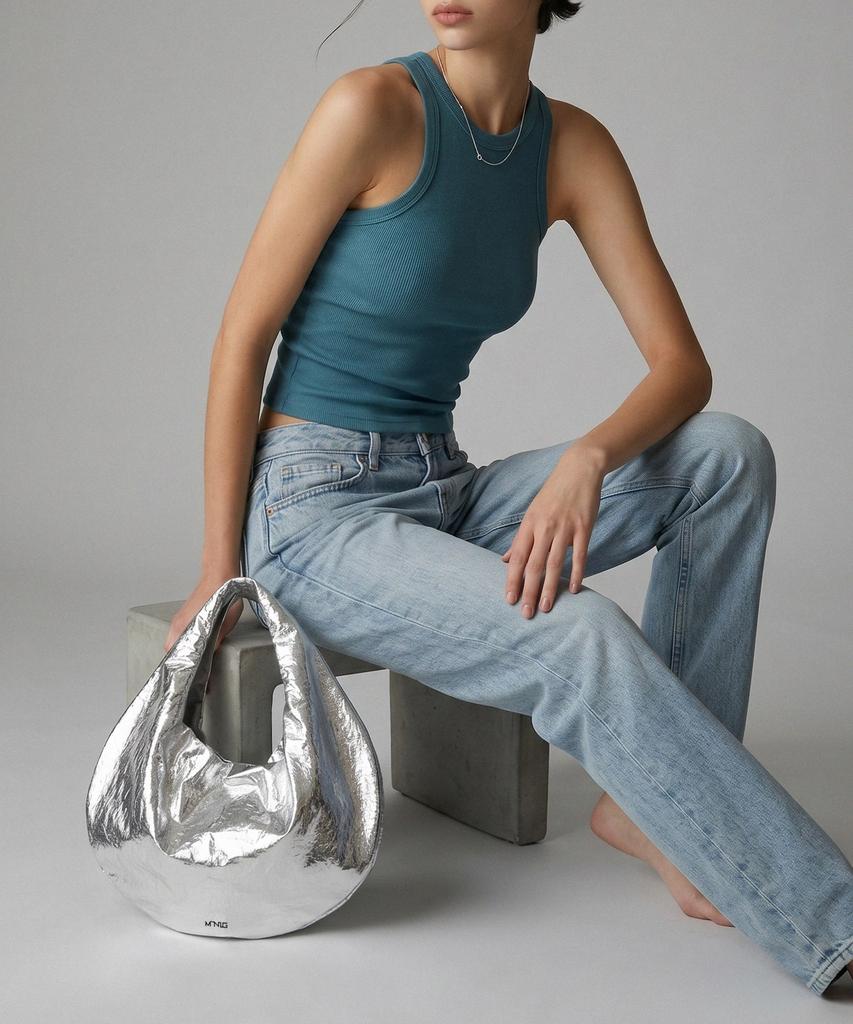 Manig Fluid System Tote (Metallic Silver)