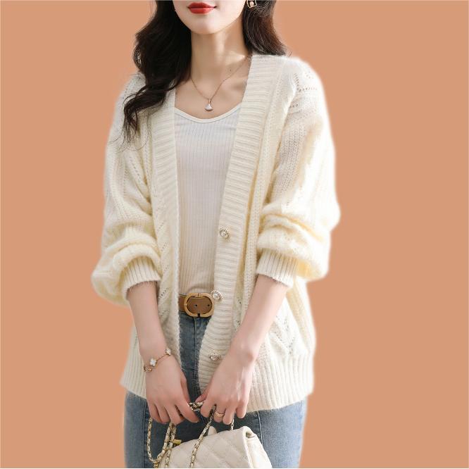 

Вязаный кардиган женский осенне-зимний с V-образным вырезом свободный ленивый ветрозащитный пиджак свитер женский удобный универсальный и модный One Size бежевый