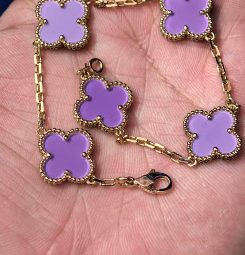 18K Gold-Plated Purple Mother-of-Pearl Four-Leaf Clover Bracelet for Women