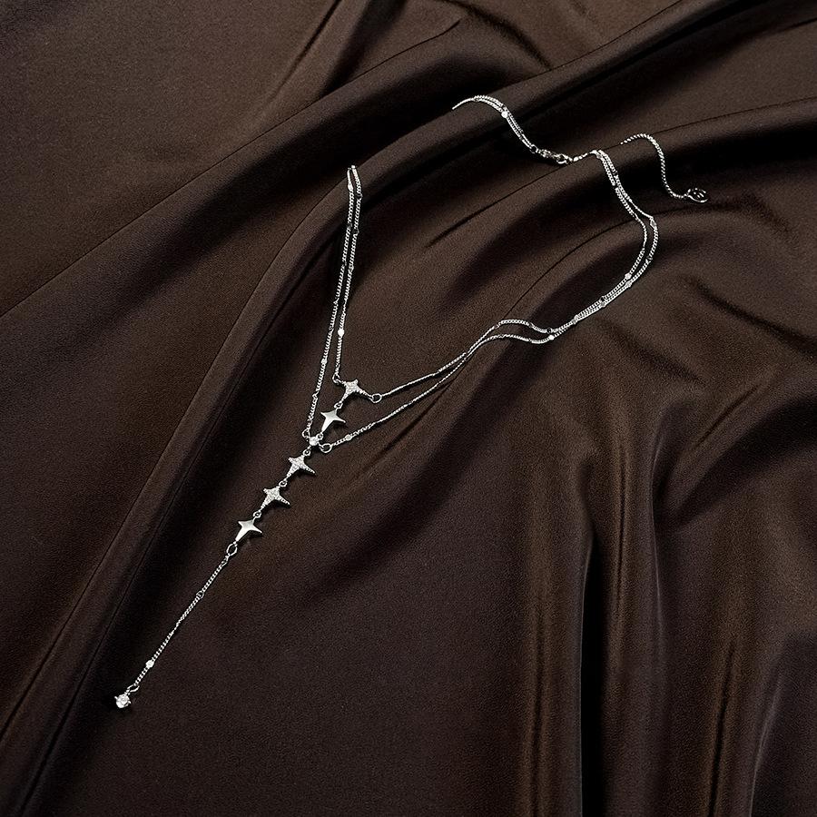 

Double-layer zircon star fringed necklace, personality and temperament, versatile collarbone chain, light luxury and versatile high-end jewelry.