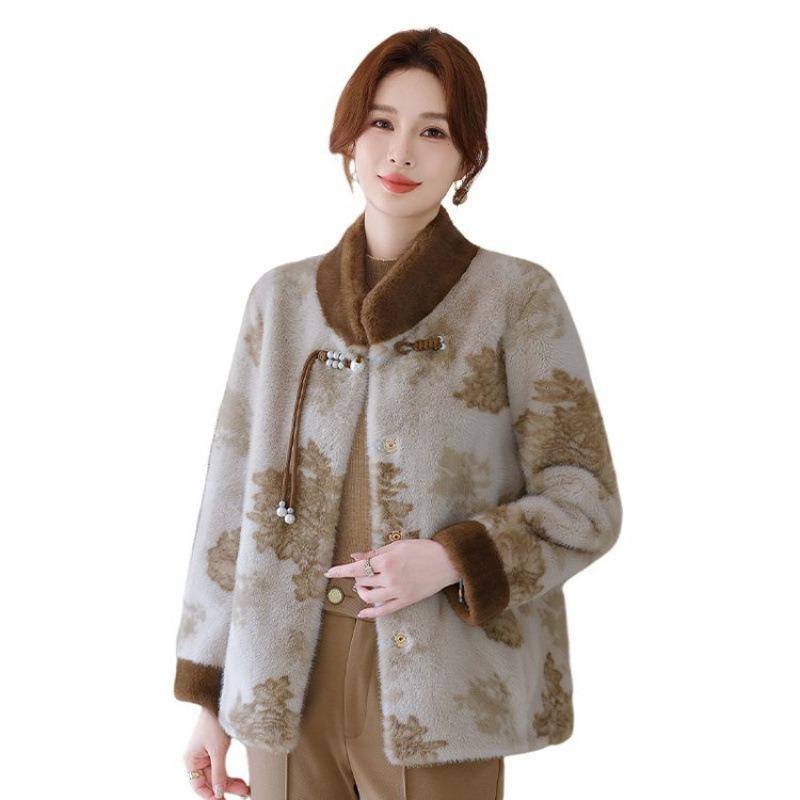 Middle-aged and Old Mothers Winter Coats, Autumn and Winter New Mink Coats, Fashionable Thickened Winter Clothes