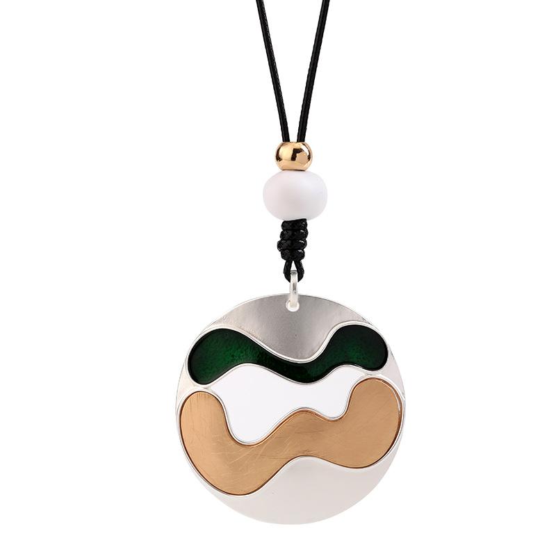 

Designer Contrasting Metal Sweater Chain Cross-border Long Necklace Women s Fashion Personality Pendant Accessories