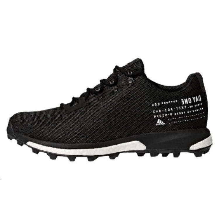 

Кроссовки унисекс adidas Terrex Agravic Day One черные белые CQ2053