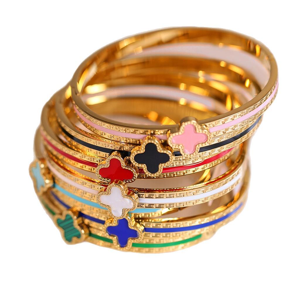 Γυναικείο Βραχιόλι Τιτανίου με Επιχρύσωση, Ανθεκτικό στο Χρώμα, Τετράφυλλο Τριφύλλι