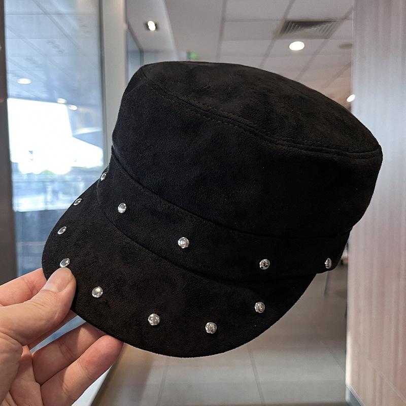 Retro Rivet Hollow Star Flat Top Equestrian Cap Design Early Autumn New Temperament Spice Girl Versatile Duck Tongue Newsboy Hat