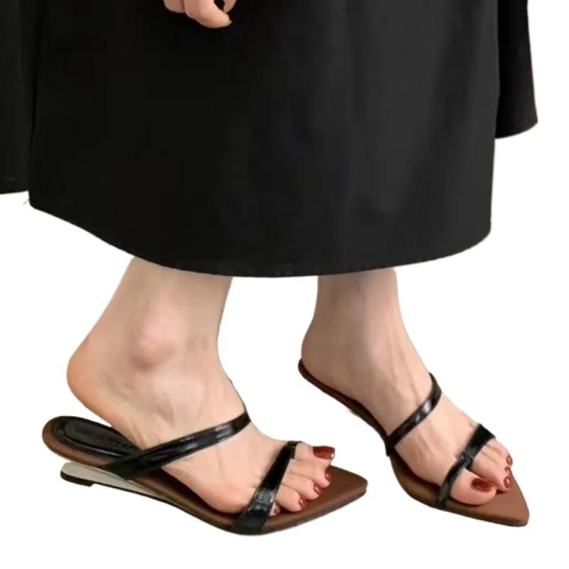 fashion Shoes for Women 2024 Hot Sale Summer Outdoor Women's Slippers Pointed Toe Solid Open Toe Low-heeled Dress Casual Slippers Women