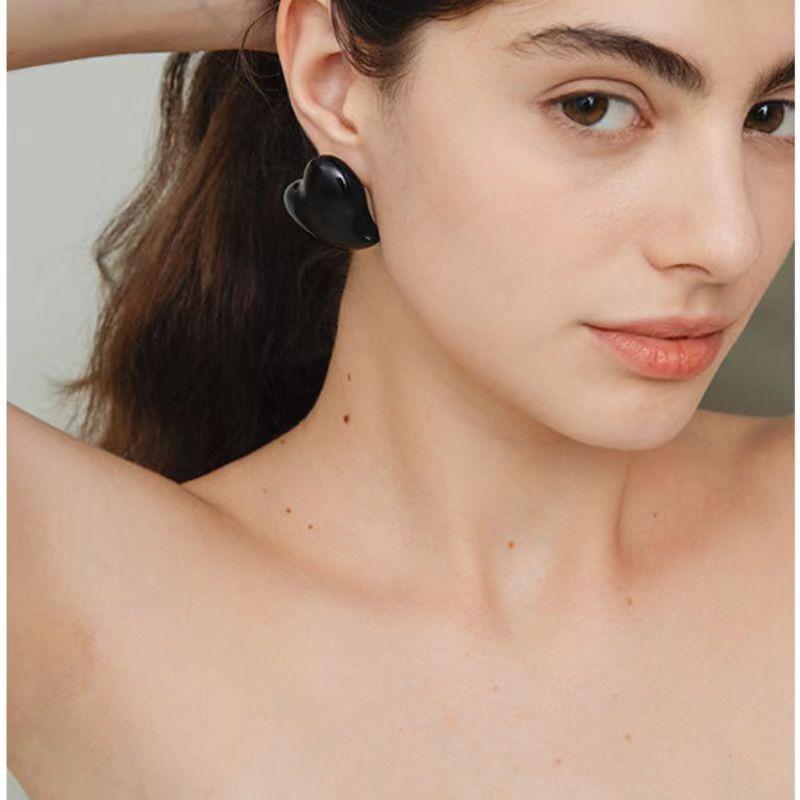 Meier Enamel heart pendant sweater chain - unique necklace, trendy and versatile cream double-sided long chain