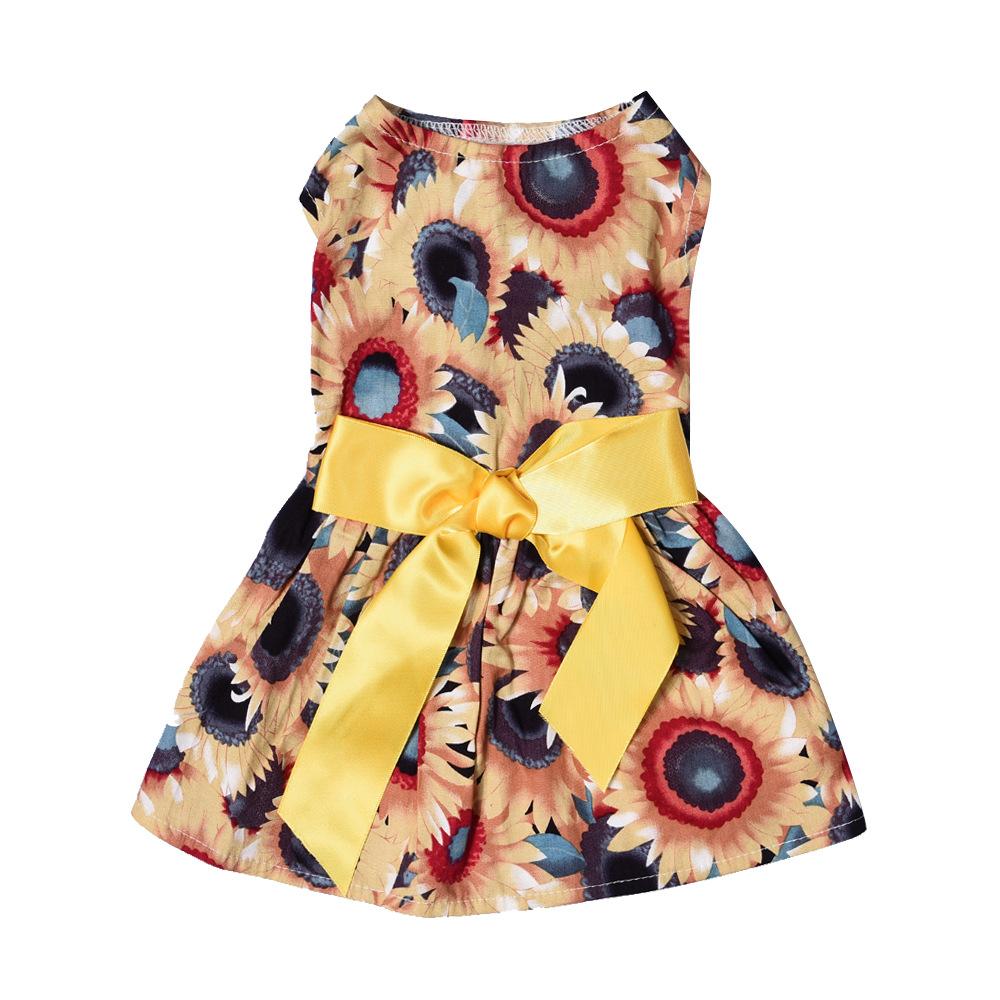 2025 New Pet Cat Summer Clothing Floral Skirt Field Walking Dog Clothes Summer Clothing Thin
