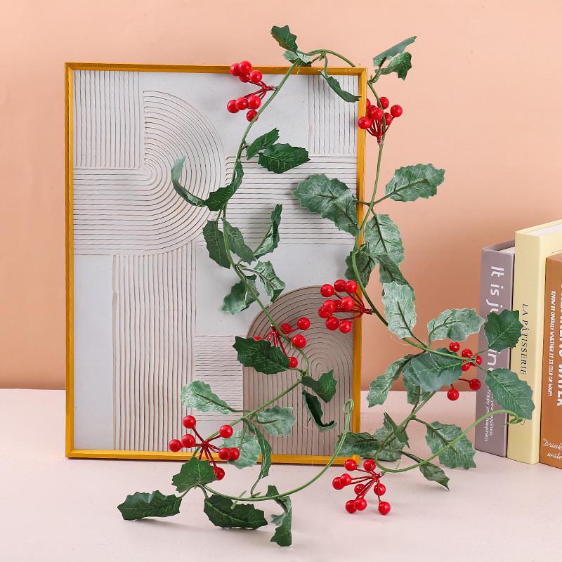 Christmas Decorative Faux Vine With Red Fruit For Holiday Home Decor