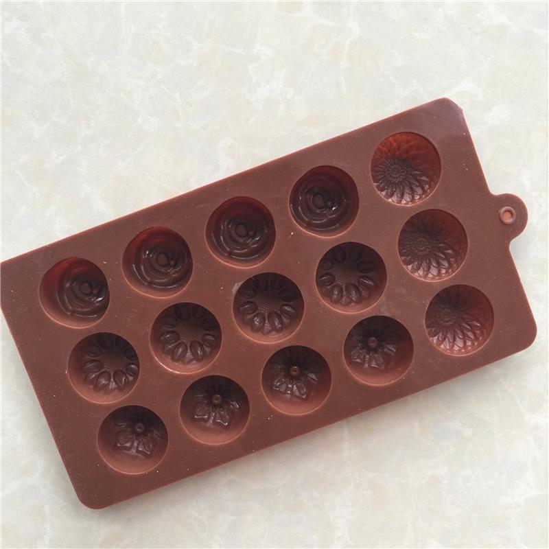 15 Hole Flower Shape Silicone Chocolate Mould Ice Cube Tray DIY Fondant Cookie Bake Dish Jelly Pudding Dessert Bakeware