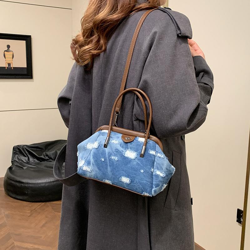 New bag 2025 winter new denim portable shoulder fashion women's shoulder bag student