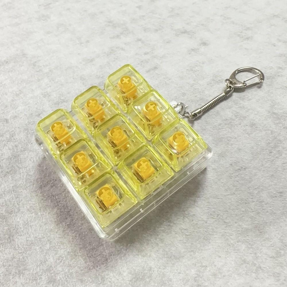 Relaxing DIY Keyboard Fidget Keychain Keys Button Relief Stress Finger Keyboard Cap Pass The Time Keycap Clicker Toy Adult