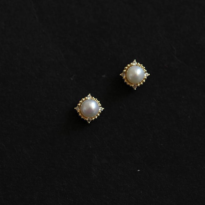 925 Sterling sSilver Palace Style Vintage Pearl Stud Earrings Women Classic Fashion Mother's Day Jewelry Accessories Gift