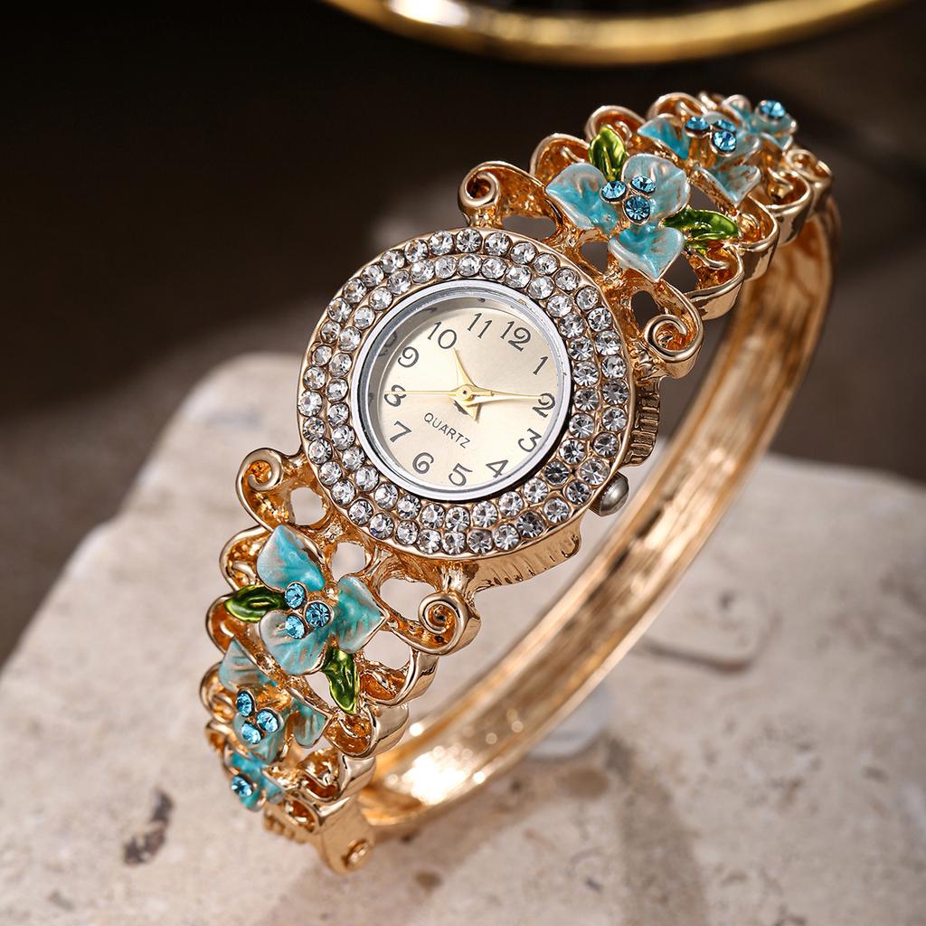 Vintage Court Style Floral Watch for Women Quartz Wristwatch