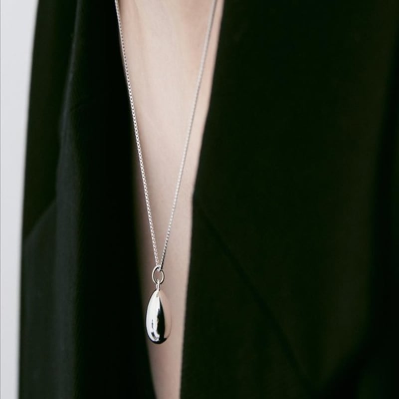 

ROAJU water drop necklace one