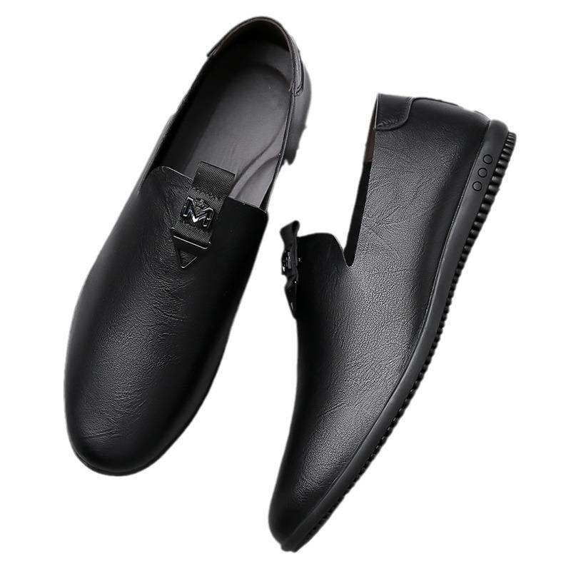 Factory direct sales new men's casual leather shoes soft leather versatile soft sole fashion trendy shoes little white shoes one pedal