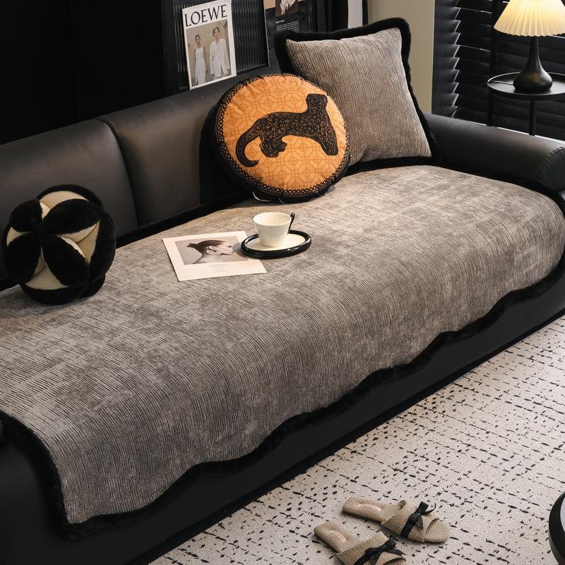 

New Special-Shaped Leather Sofa Cushion, Universal In All Seasons, One-Piece Straight Non-Slip Seat Cushion, Sofa Cover Cloth Towel 70*70cm