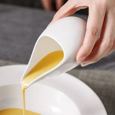 Kaffee kleines Milchkännchen Milchkrug Milchkanne Eimer gebrannter Saft Steaksauce Saucenschale westliches Restaurant Steak Saft Eimer Zuckerdose