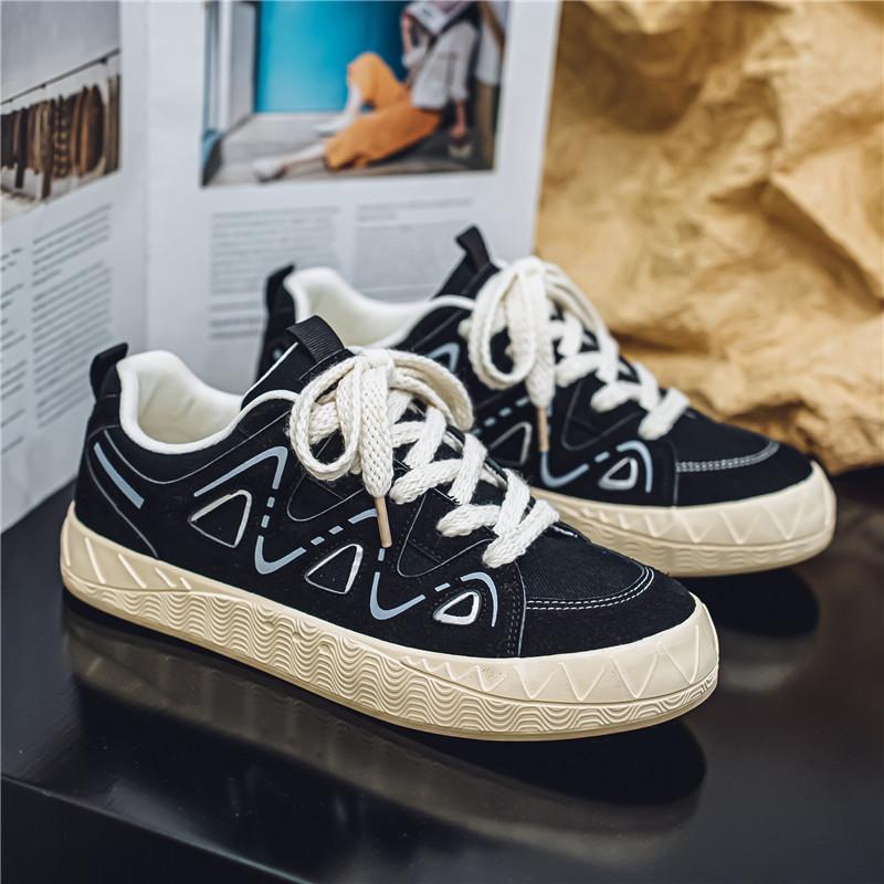 Men's Shoes 2024 Summer New Breathable Casual Sports Lightweight Flat-bottomed Niche Viral Trends Men's Canvas Board Shoes