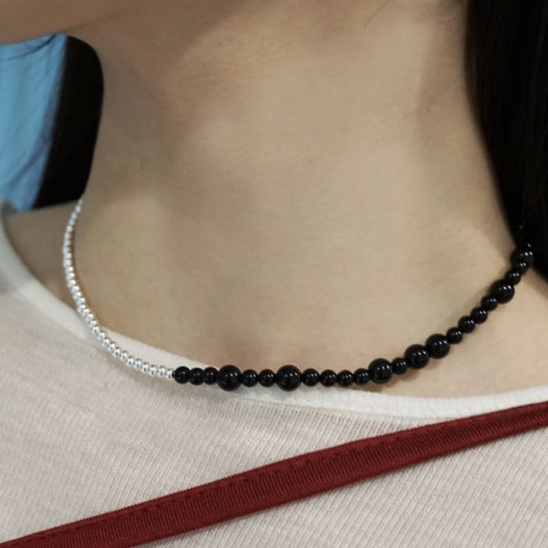 SORA Onyx Half Necklace