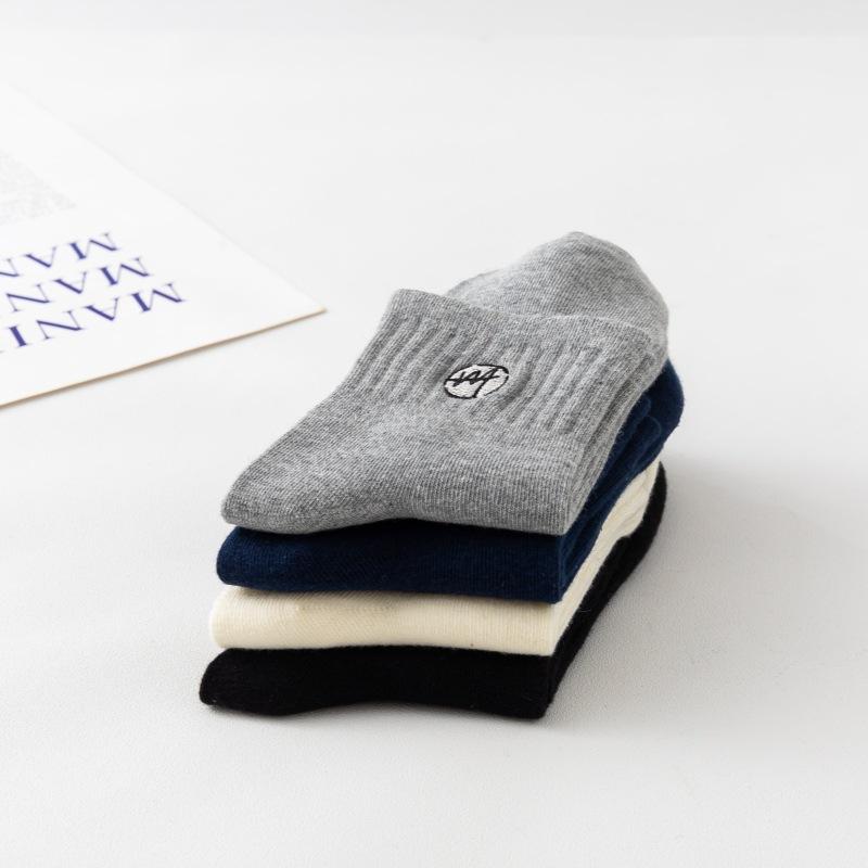 Men's Spring and Autumn Pure Cotton Solid Color Embroidered Sports Short Socks
