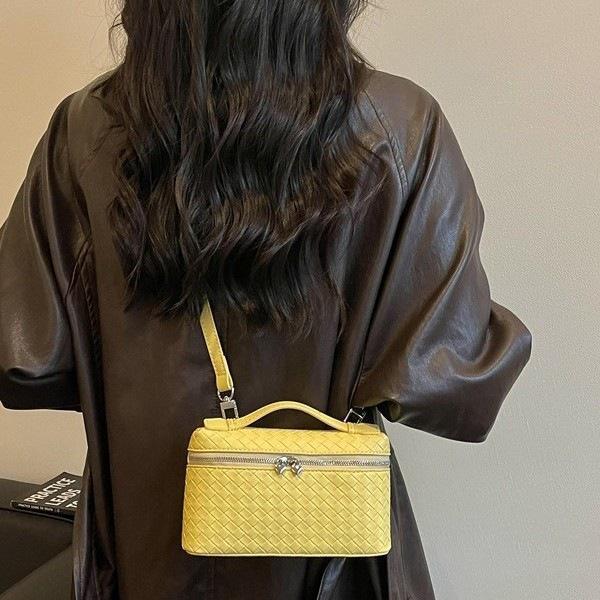 2026 Retro Braided Women's Lunch Box Bag - Versatile, High-Grade, Large Capacity for Commuting and Crossbody Use