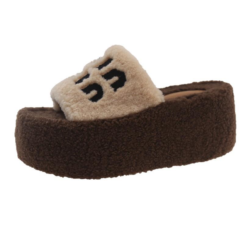 Casual outer wear Korean version of the letter Mao Mao one-word drag women 2025 autumn and winter new warm and velvet thick-soled cotton slippers tide