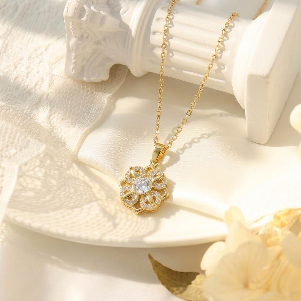 Light Luxury Women's Titanium Steel Floral Clavicle Necklace Set