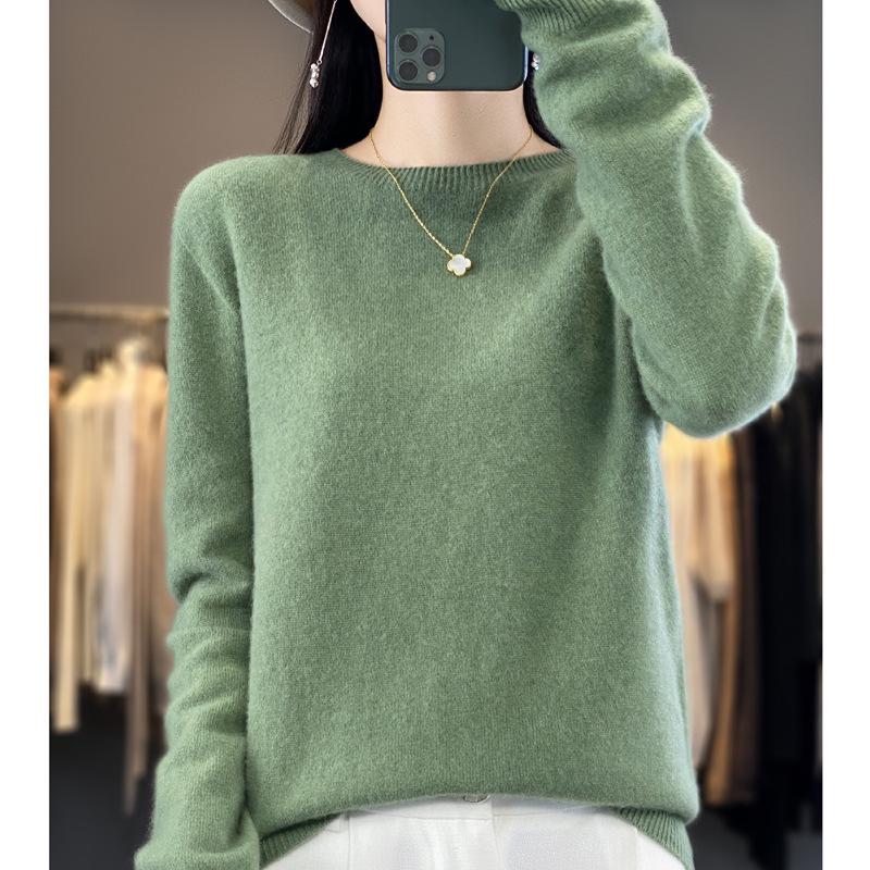 Women's Seamless Wool Cashmere Pullover Sweater - Round Neck, Loose Fit, Popular Seller for Spring, Autumn, & Winter.