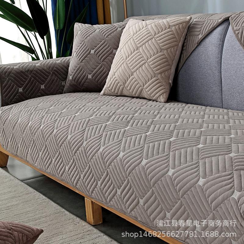 

Factory Direct Sales Plush Sofa Cushion Universal Fabric For All Seasons, Leather Non-Slip Seat Cushion Thickened Winter Sofa Cover Towel 70*70cm