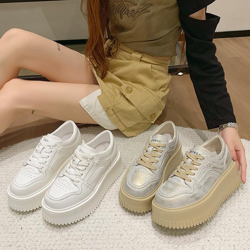 ქალის პლატფორმიანი ფეხსაცმელი, ქალის სპორტული ფეხსაცმელი 2024, ახალი, თასმებიანი, მაღალი ქუსლით, მრავალმხრივი, დაბალყელიანი, ყოველდღიური, მყარი ტყავის, პატარა ვაფლის ფეხსაცმელი